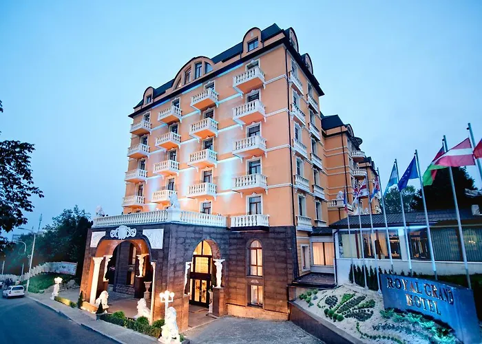 Royal Grand Hotel Трускавець